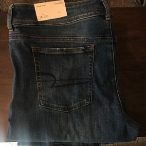American Eagle Size 18 mid-Rise super stretch